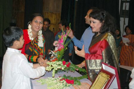Nazrul Honor 2013_Yasmin Mushatri